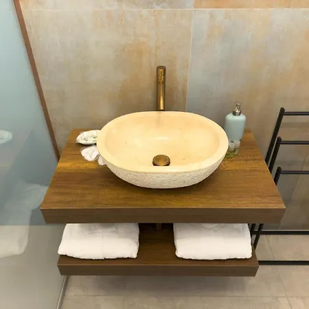 Brick - New Design With Lego In Center 巴里