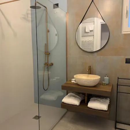 Brick - New Design With Lego In Center 公寓