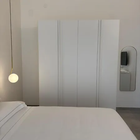 Brick - New Design With Lego In Center * باري