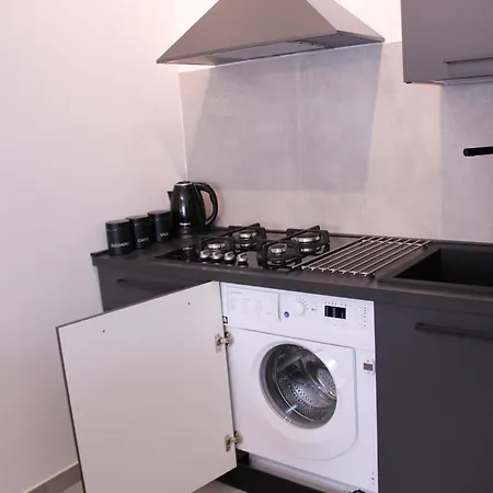 Apartman Brick - New Design With Lego In Center Bari