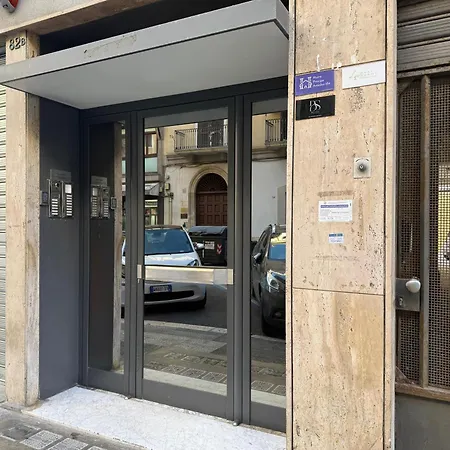 Pensiune Brick - New Design With Lego In Center Bari